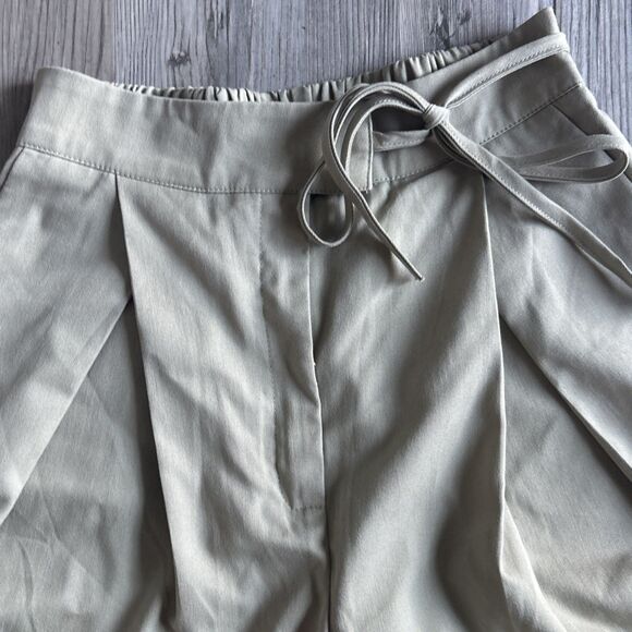 Solado Side Leg Chino Pants Light Sage Green with Tie Waist And Elastic Back XS - Picture 2 of 11